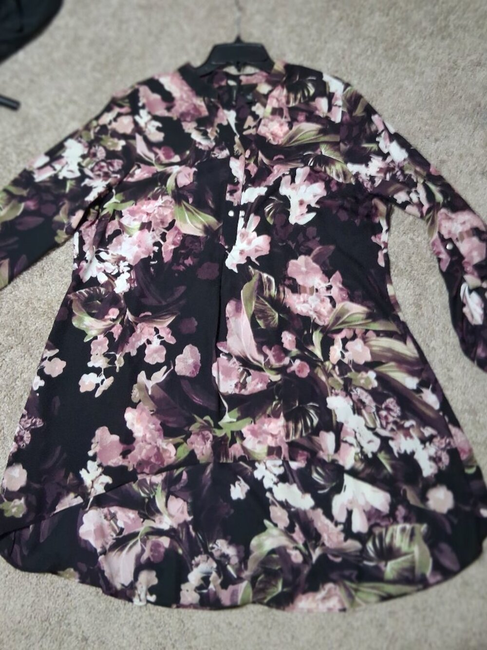 New Direction Black Floral Blouse Roll Tab Sleeve Pleated Back XL - Picture 5 of 5